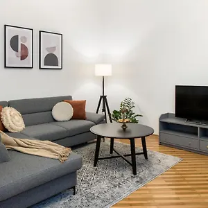 Wawelove Pilsudskiego - 3 Bedroom Apt. With Balcony And Free Parking! Kraków
